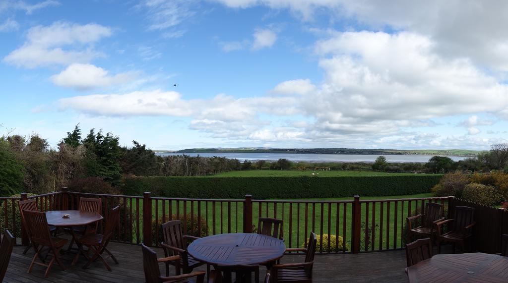 Keanes Of Curraheen, Bar, Restaurant & Accommodation Tralee Bagian luar foto